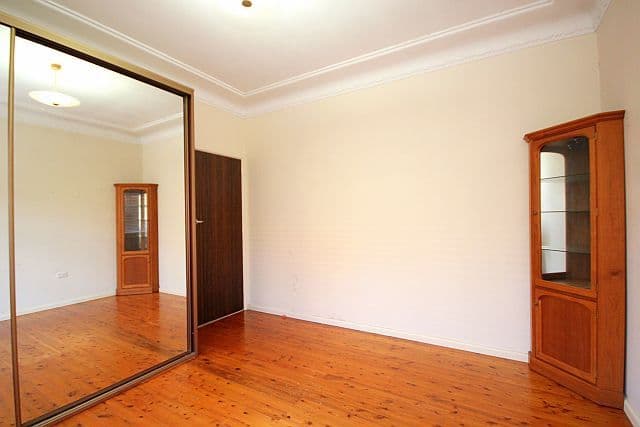 8 Jellicoe Street, CONDELL PARK NSW 2200, Condell Park - Thumbnail 3