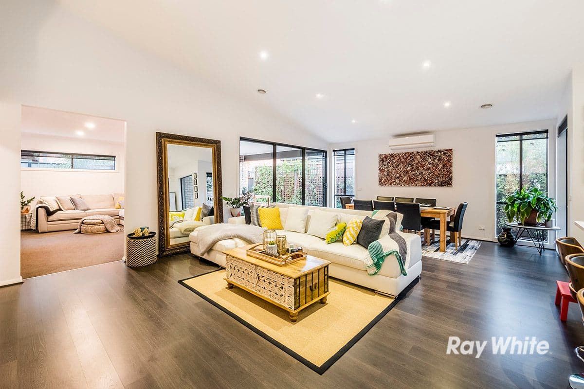 12 Ventasso Street, Clyde North VIC 3978, Clyde North - Thumbnail 2