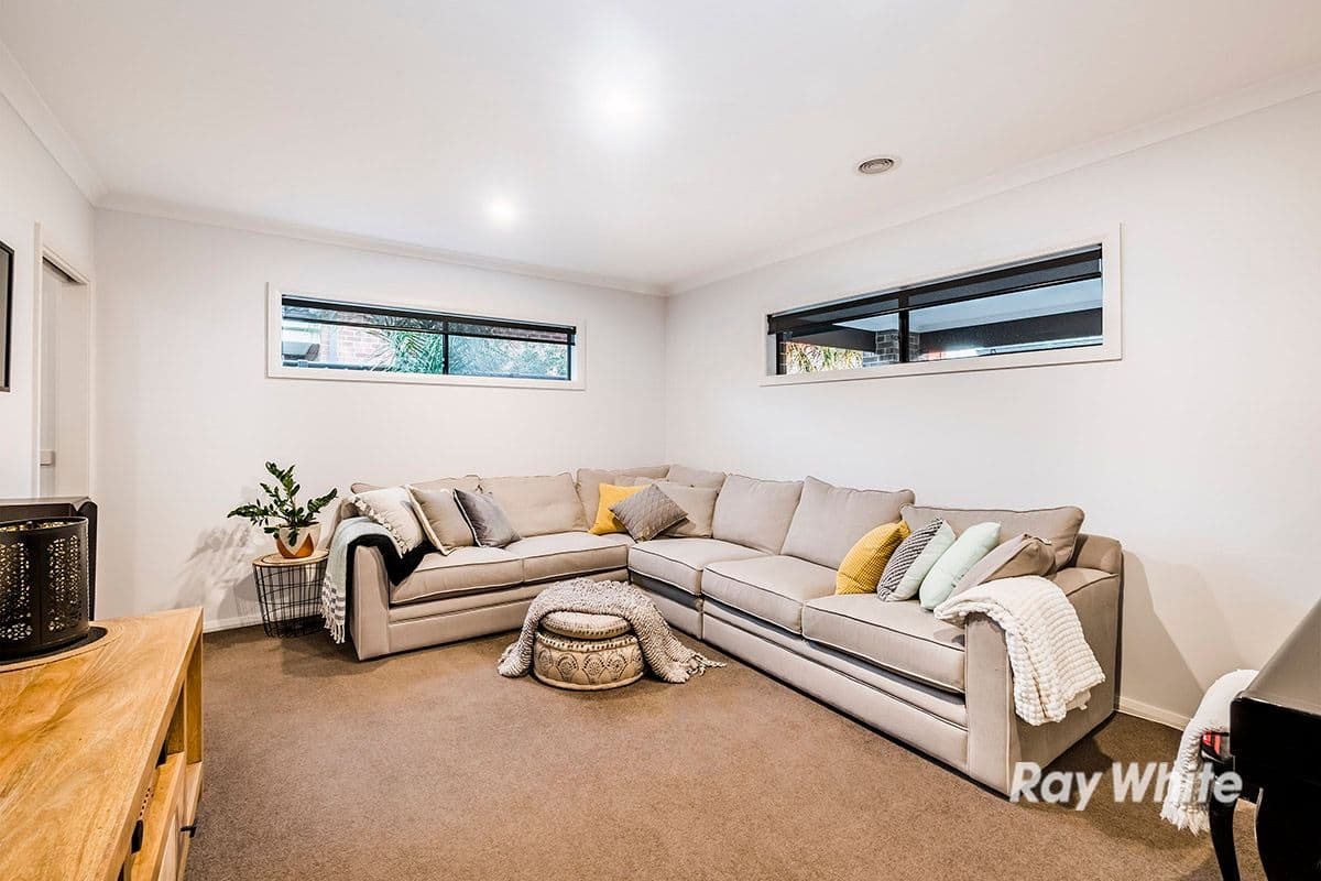 12 Ventasso Street, Clyde North VIC 3978, Clyde North - Thumbnail 3