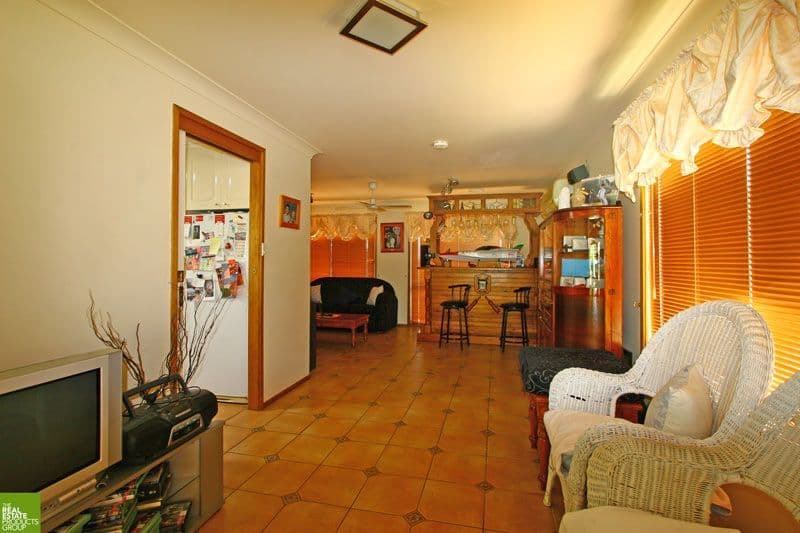 27 Westwood Drive, BLACKBUTT NSW 2529, Blackbutt - Thumbnail 8