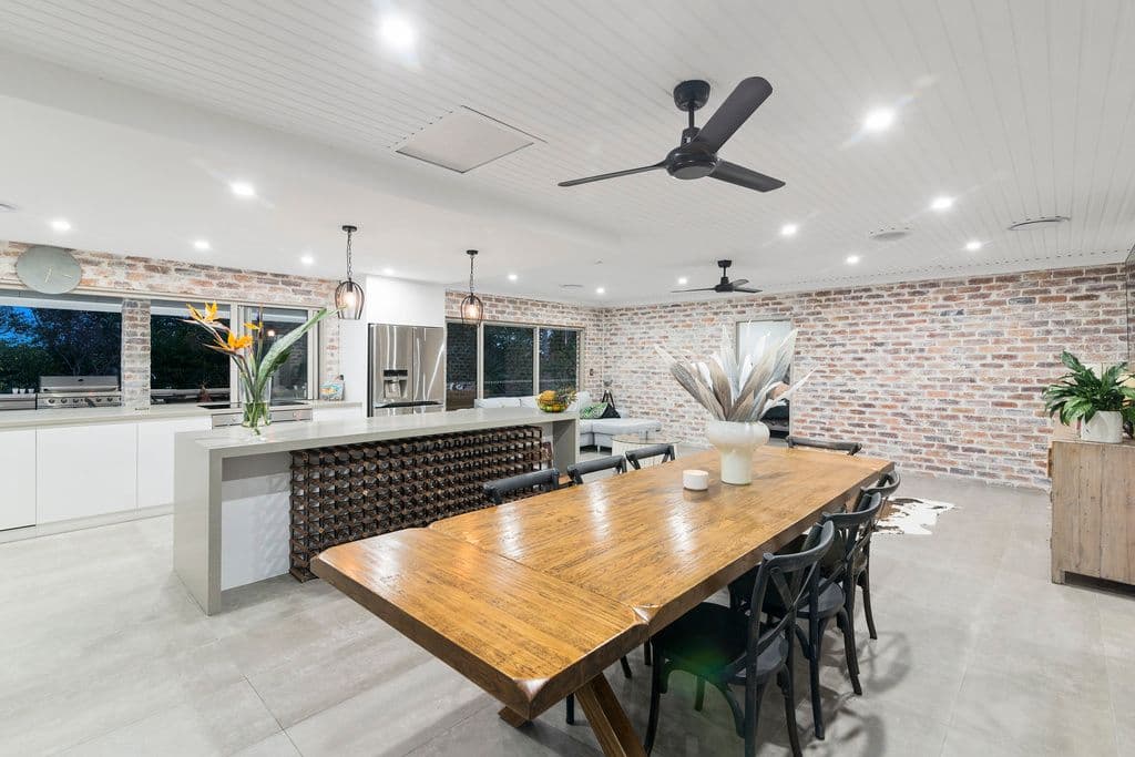 574 Tallebudgera Creek Road, Tallebudgera Valley QLD 4228, Tallebudgera Valley - Thumbnail 2