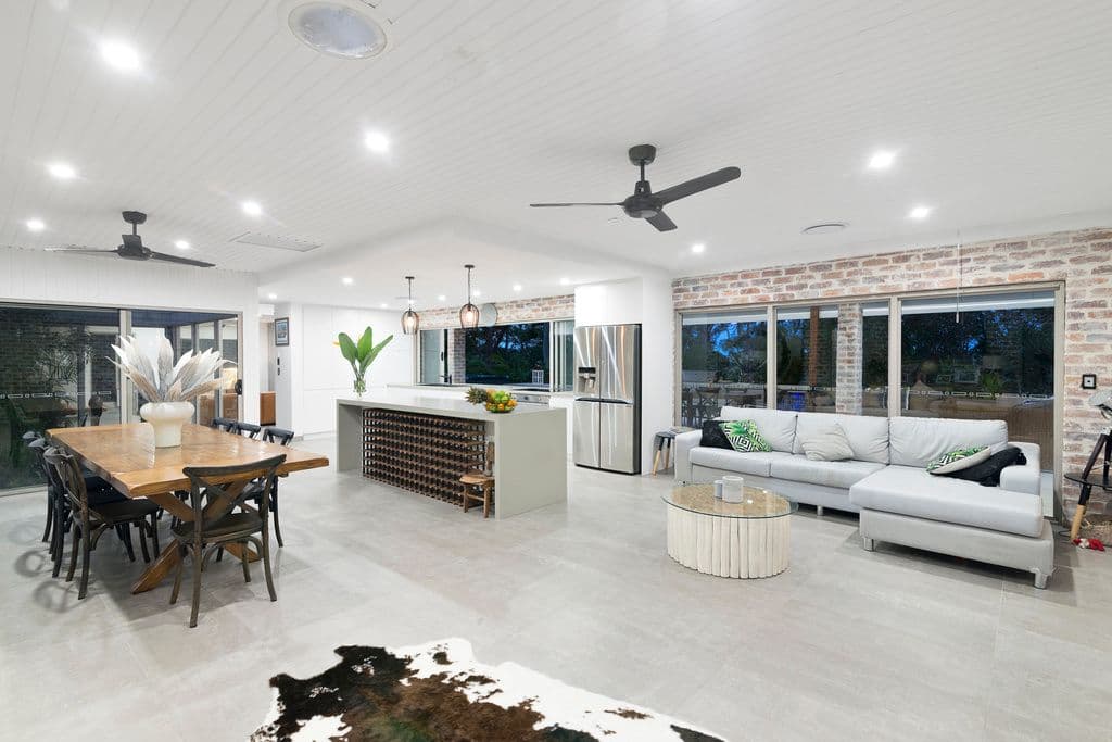 574 Tallebudgera Creek Road, Tallebudgera Valley QLD 4228, Tallebudgera Valley - Thumbnail 7