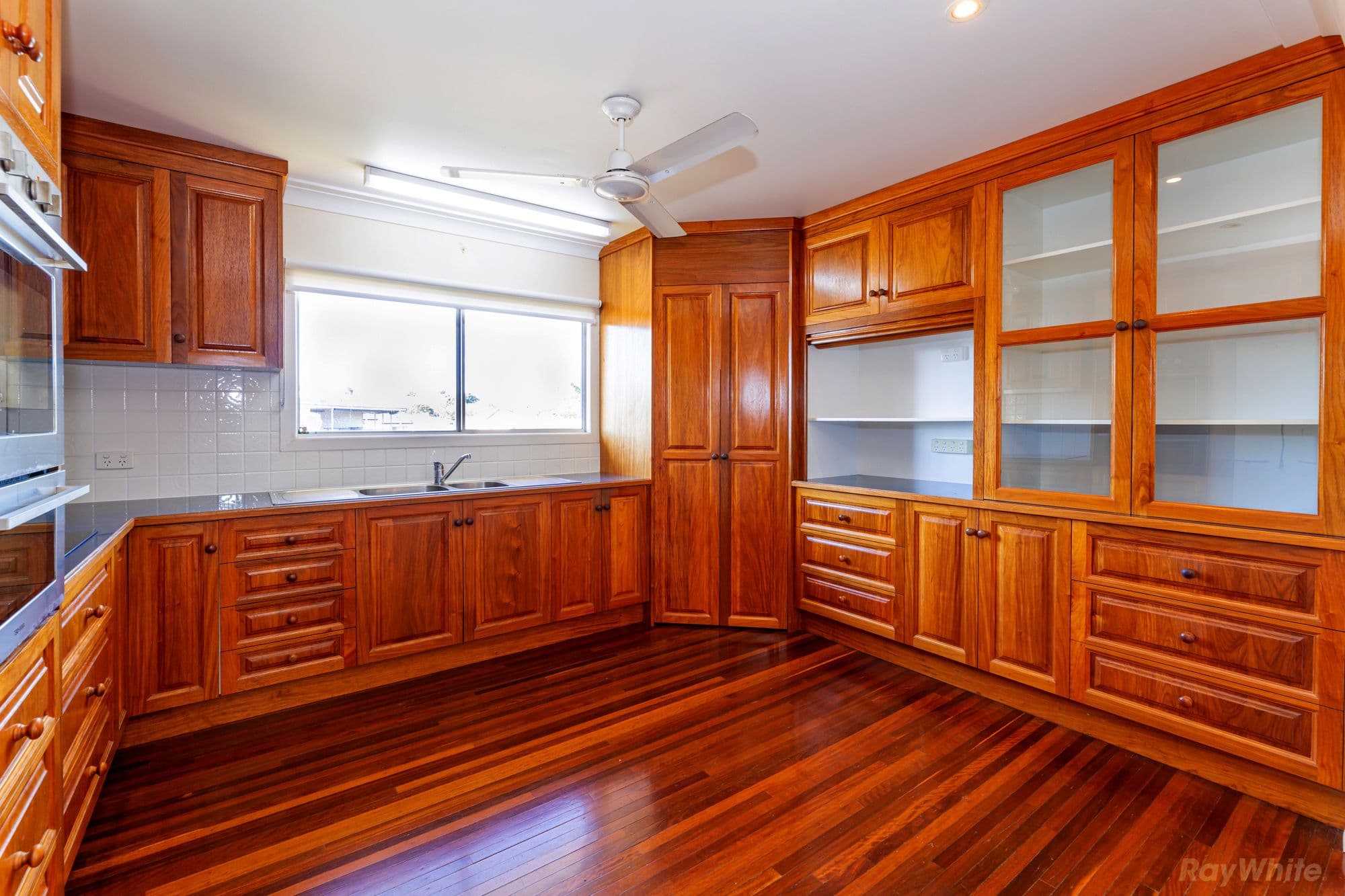 210 Walker Street, Svensson Heights QLD 4670, Svensson Heights - Thumbnail 2