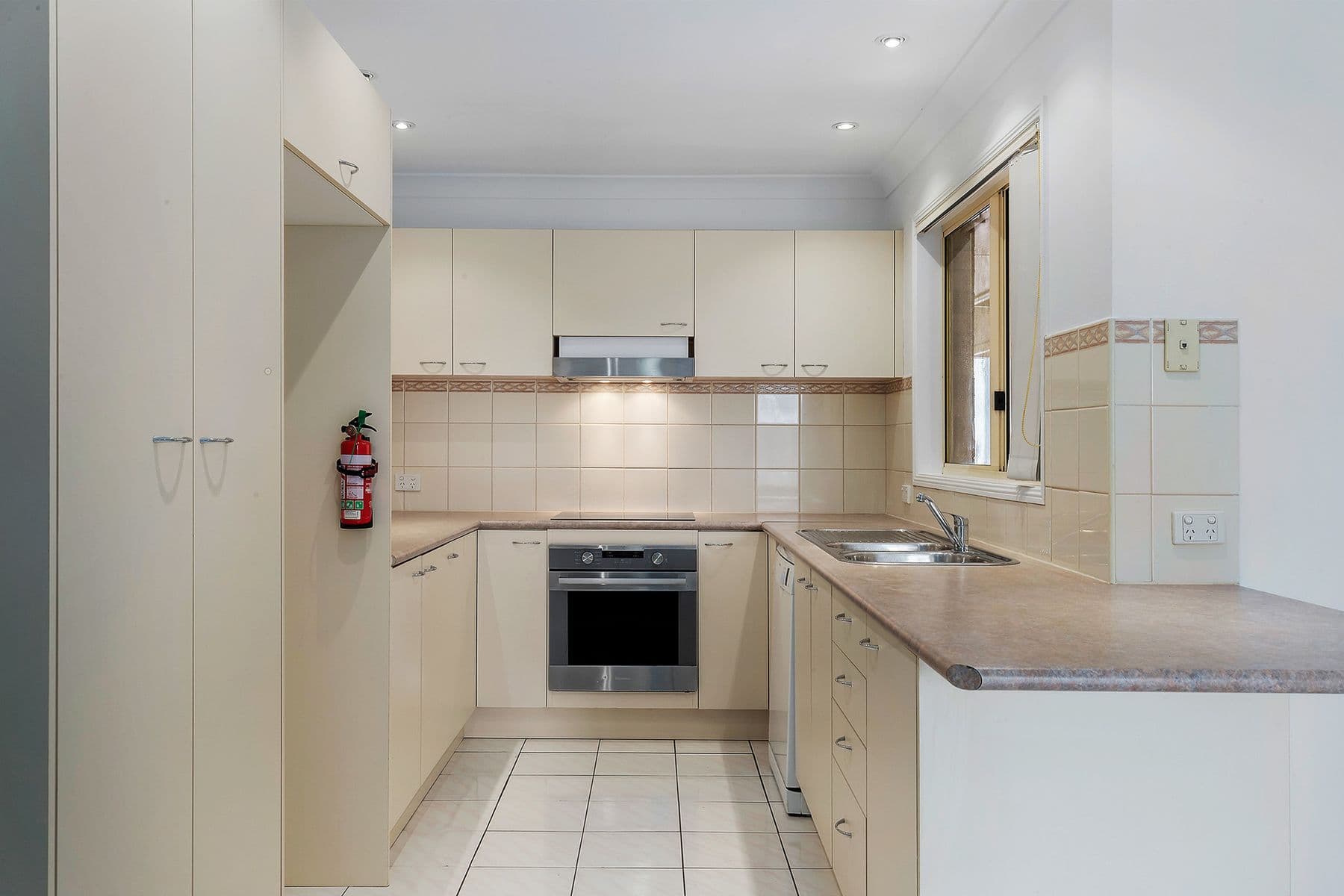 7 Haylett Rise, Regents Park QLD 4118, Regents Park - Thumbnail 2