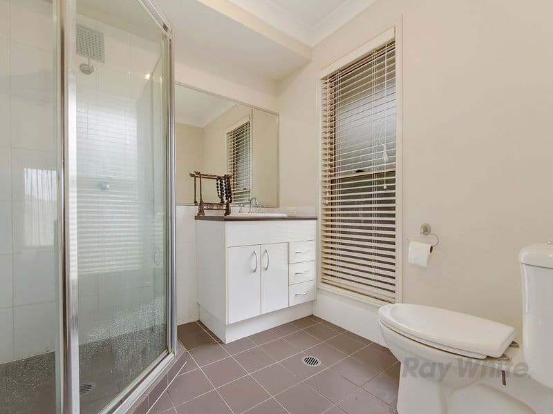 4 Shawnee Crescent, Pimpama QLD 4209, Pimpama - Thumbnail 7