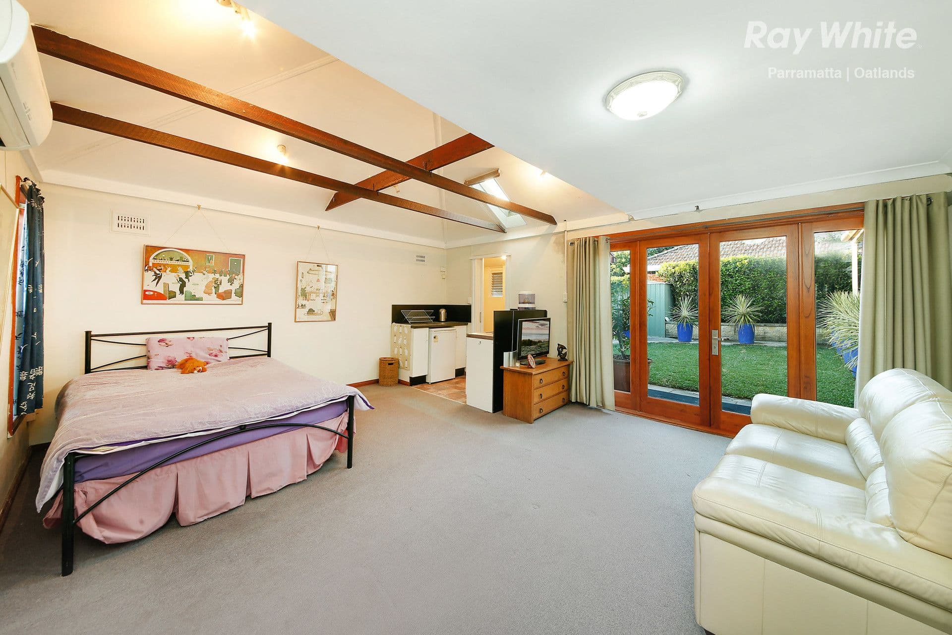 10 Gloucester Avenue, North Parramatta - Thumbnail 7