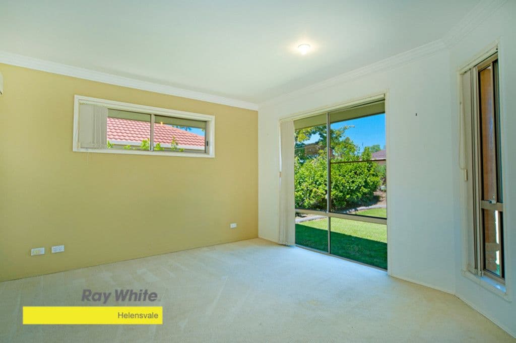 7 Fanning Court, PACIFIC PINES QLD 4211, Pacific Pines - Thumbnail 5