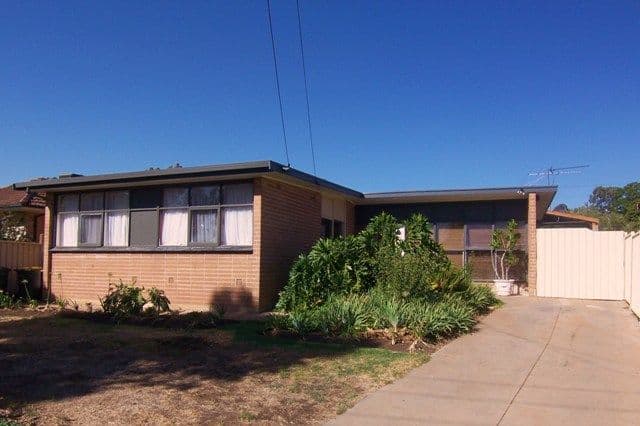 34 Somerset Road, PARA HILLS SA 5096, Para Hills - Thumbnail 2