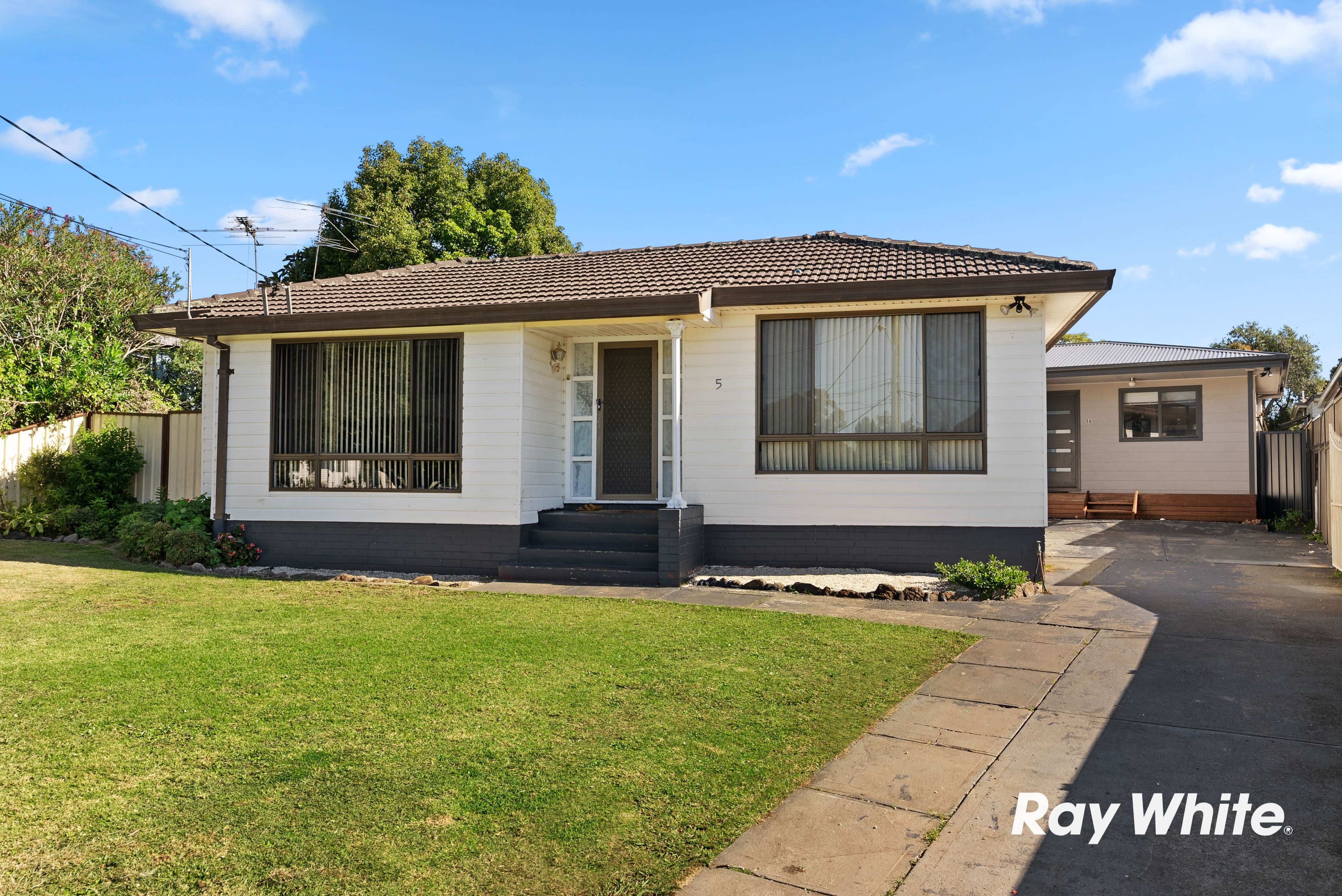 5 & 5A Byrne Boulevard, MARAYONG NSW 2148, Marayong - Image 1