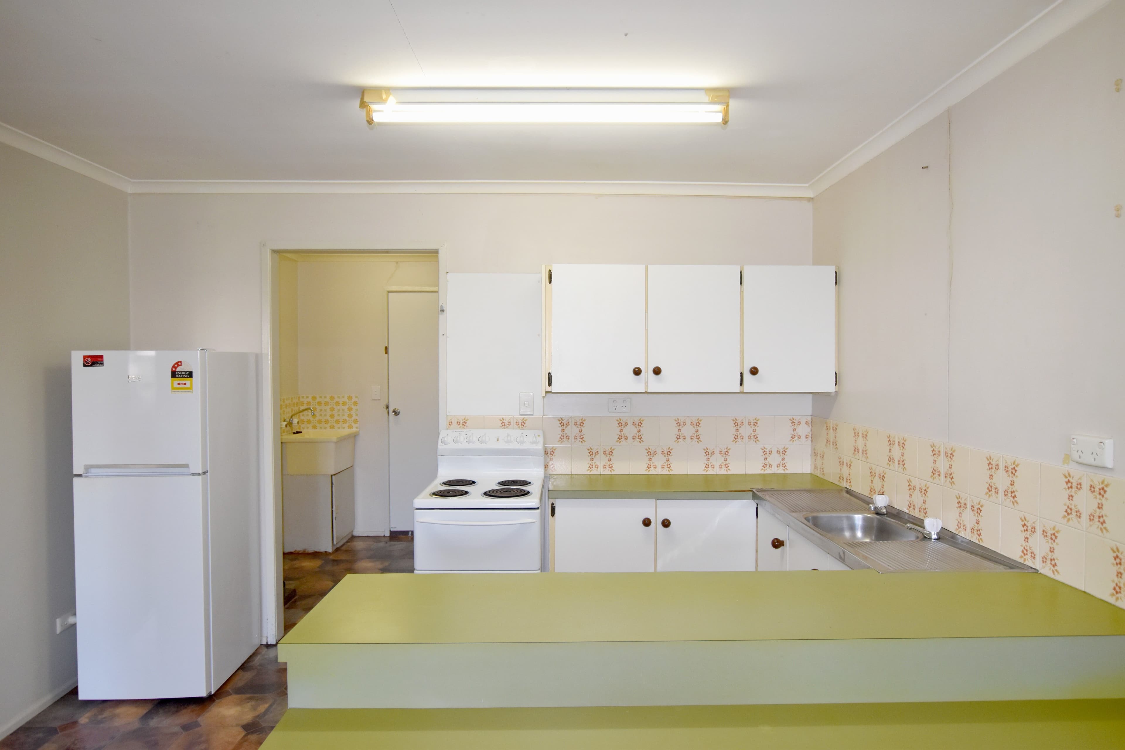 40-42 Marten Street, South Gladstone QLD 4680, South Gladstone - Thumbnail 7