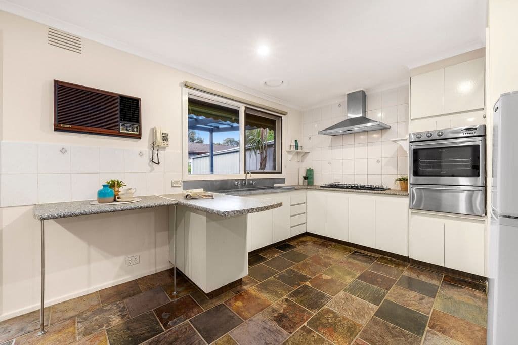 68 Borg Crescent, Scoresby VIC 3179, Scoresby - Thumbnail 3
