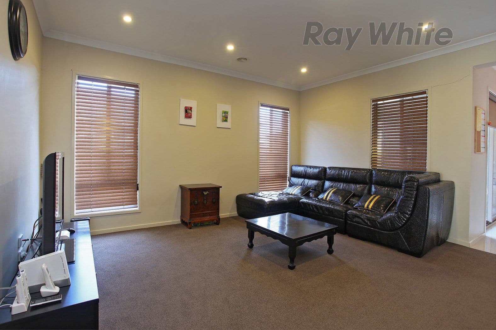 7 Willowherb Way, POINT COOK VIC 3030, Point Cook - Thumbnail 5