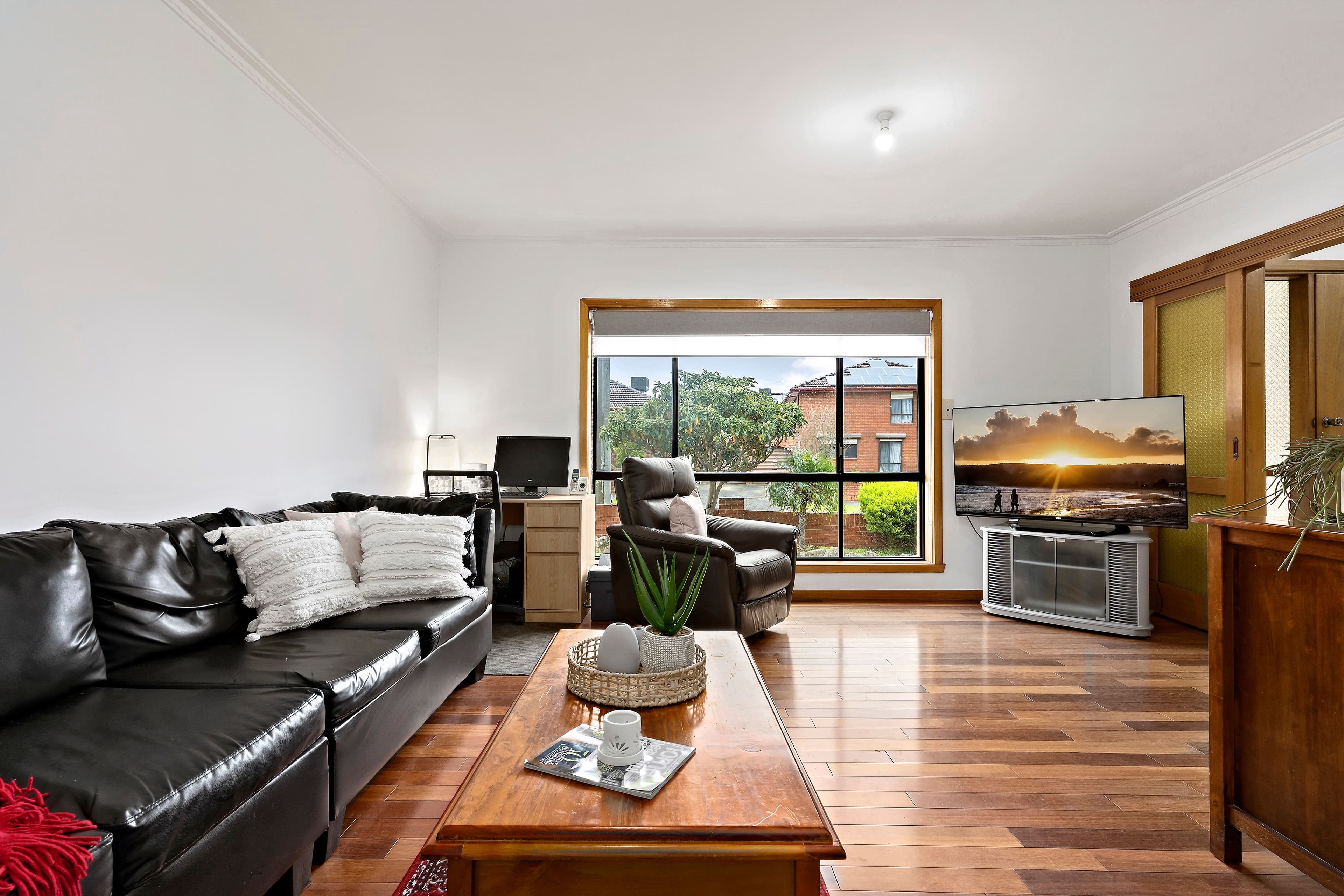 17 Pandora Avenue, Thomastown VIC 3074, Thomastown - Thumbnail 2