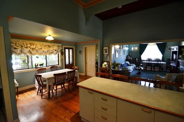 14 Butler Street, Seymour VIC 3660, Seymour - Thumbnail 5