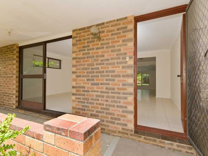 12 Japonica Drive, PALM BEACH QLD 4221, Palm Beach - Thumbnail 4