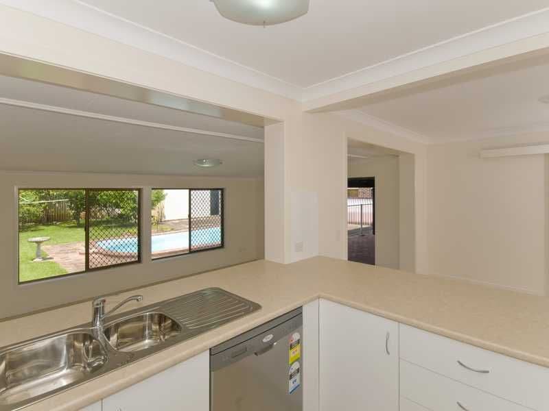 12 Japonica Drive, PALM BEACH QLD 4221, Palm Beach - Thumbnail 5