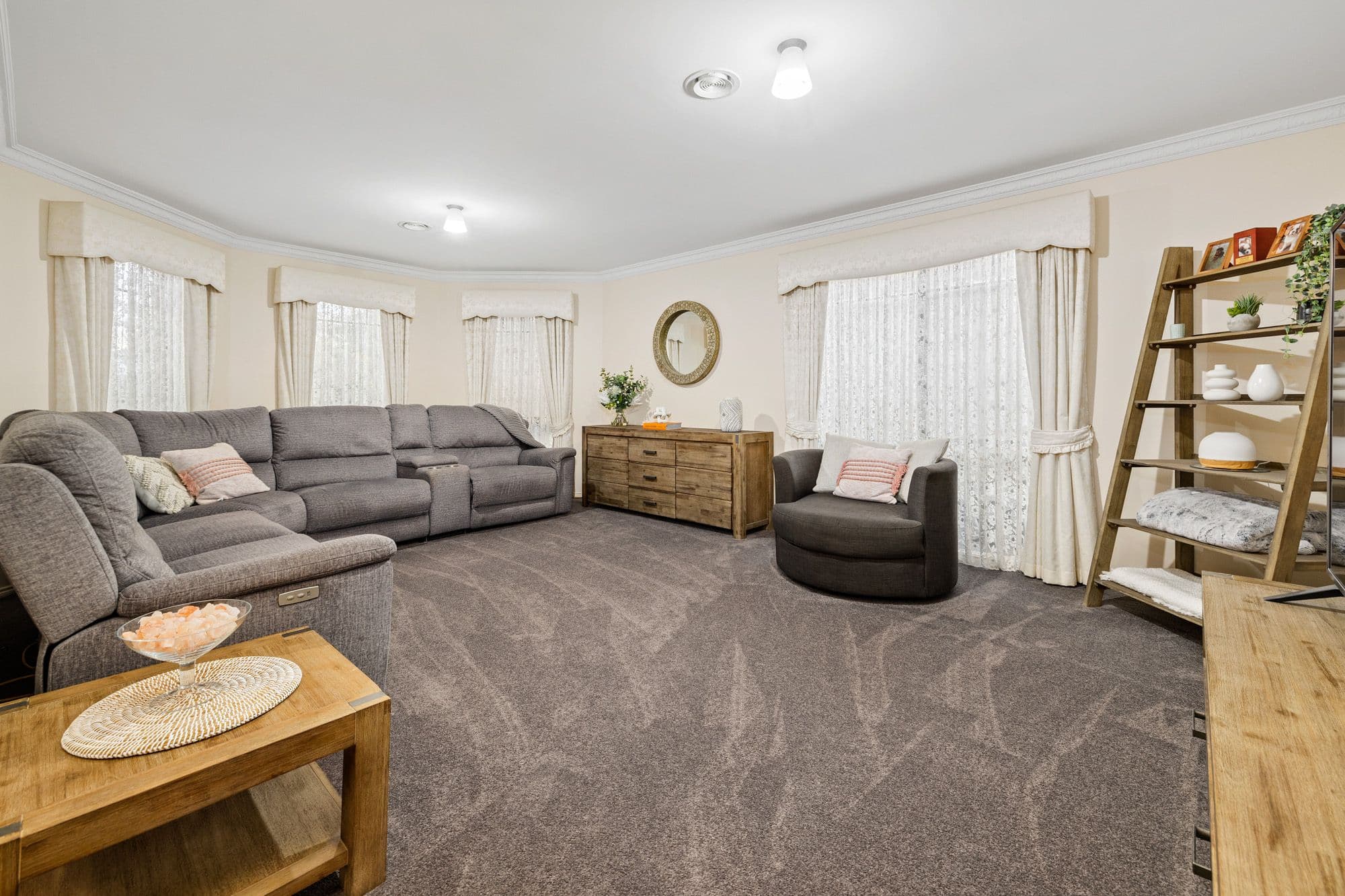 8 Wildflower Crescent, Hoppers Crossing VIC 3029, Hoppers Crossing - Thumbnail 8