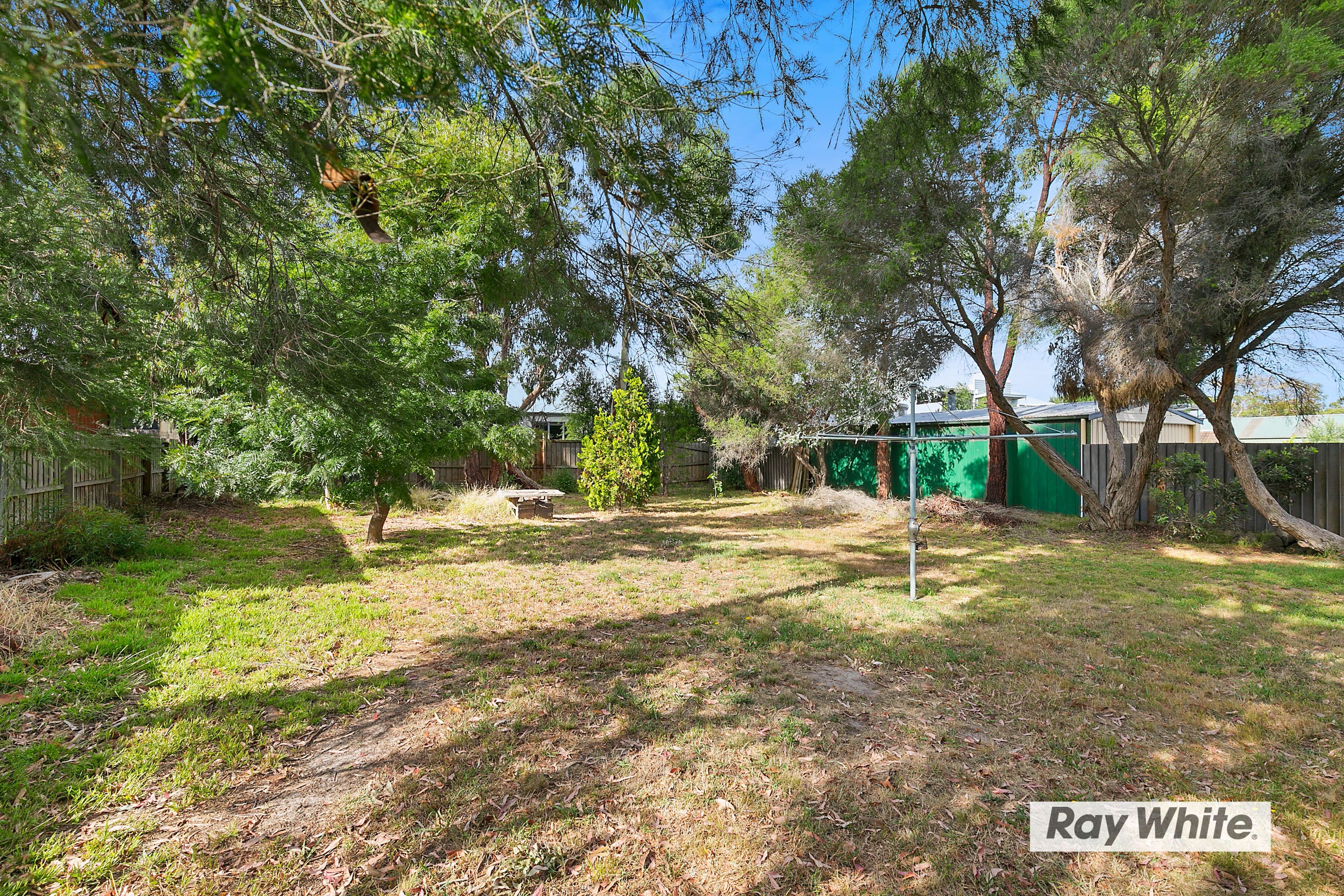 3 Leslie Avenue, Cowes VIC 3922, Cowes - Thumbnail 4