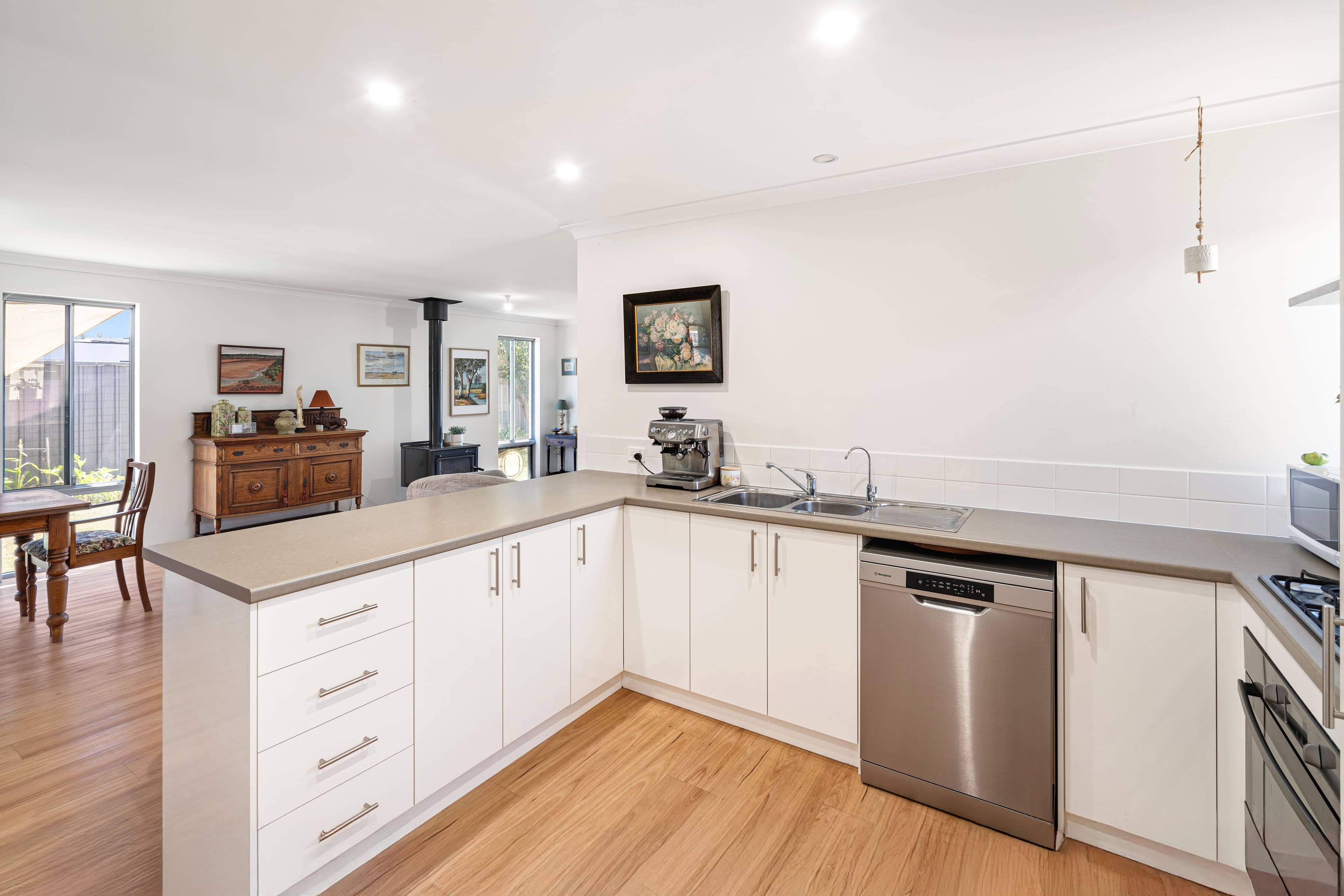 17 Cape Way, Dunsborough WA 6281, Dunsborough - Thumbnail 4