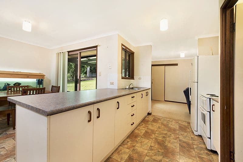 14 Camelia Court, Palmwoods QLD 4555, Palmwoods - Thumbnail 3