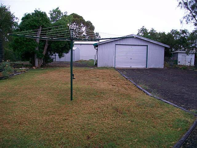 11 McEwan Street, Roma QLD 4455, Roma - Thumbnail 3