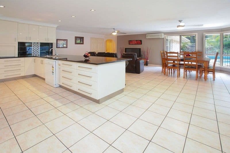 20 Summit Street, Belmont QLD 4153, Belmont - Thumbnail 3