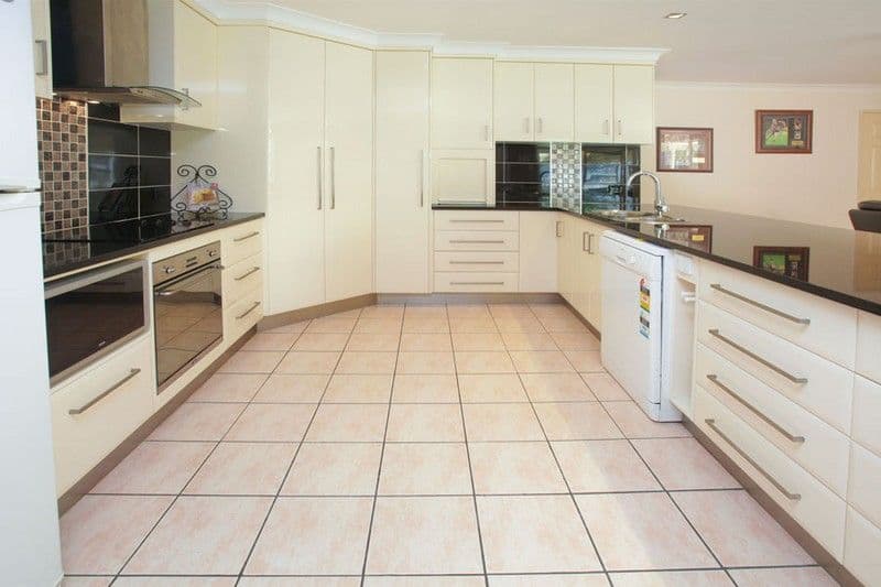 20 Summit Street, Belmont QLD 4153, Belmont - Thumbnail 6