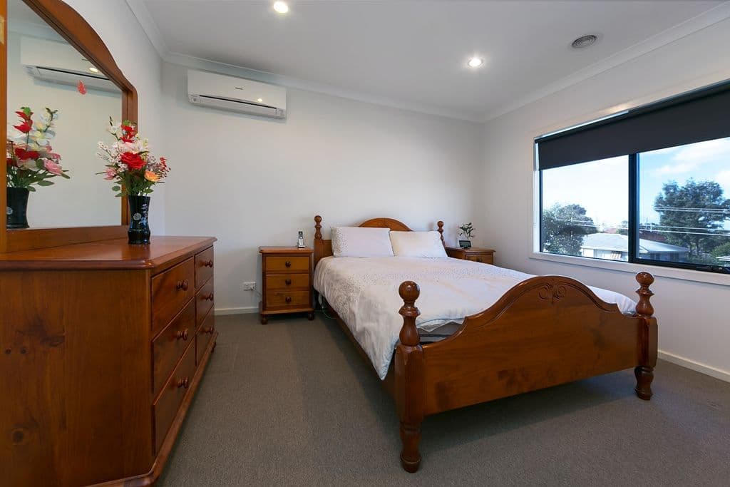 102 Lawn Crescent, BRAYBROOK VIC 3019, Braybrook - Thumbnail 4