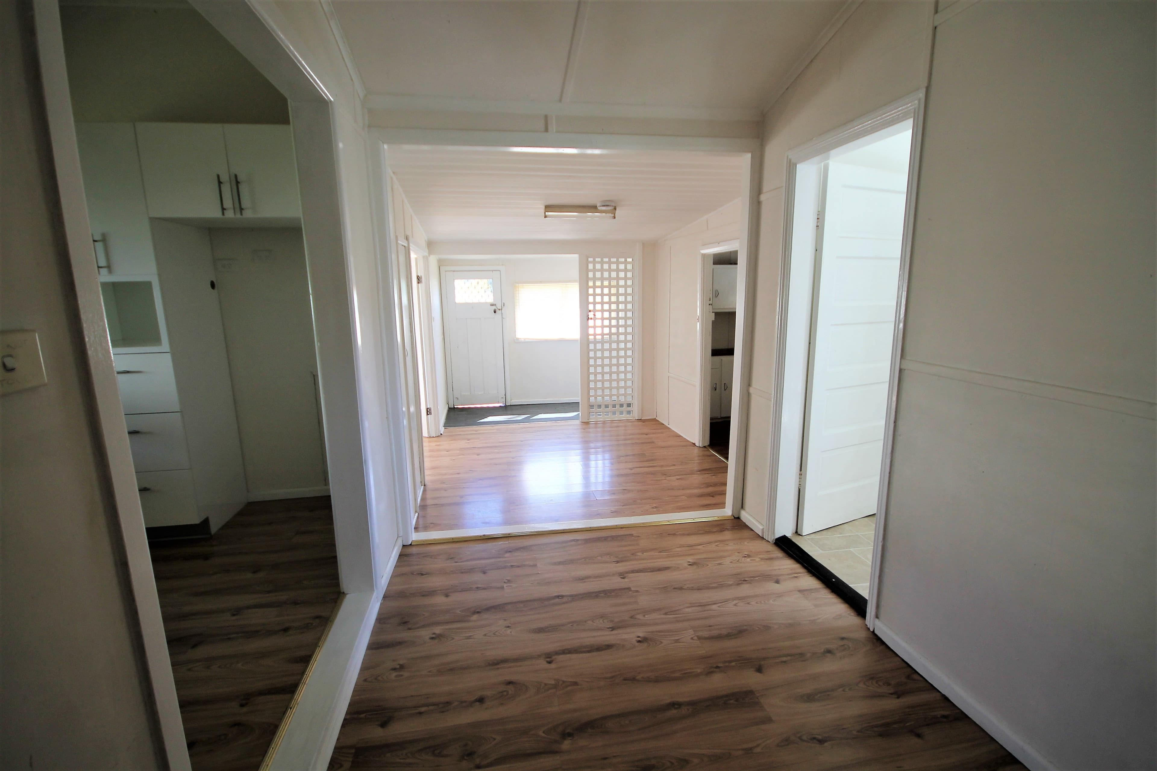 21 Ripon Street, Young - Thumbnail 7