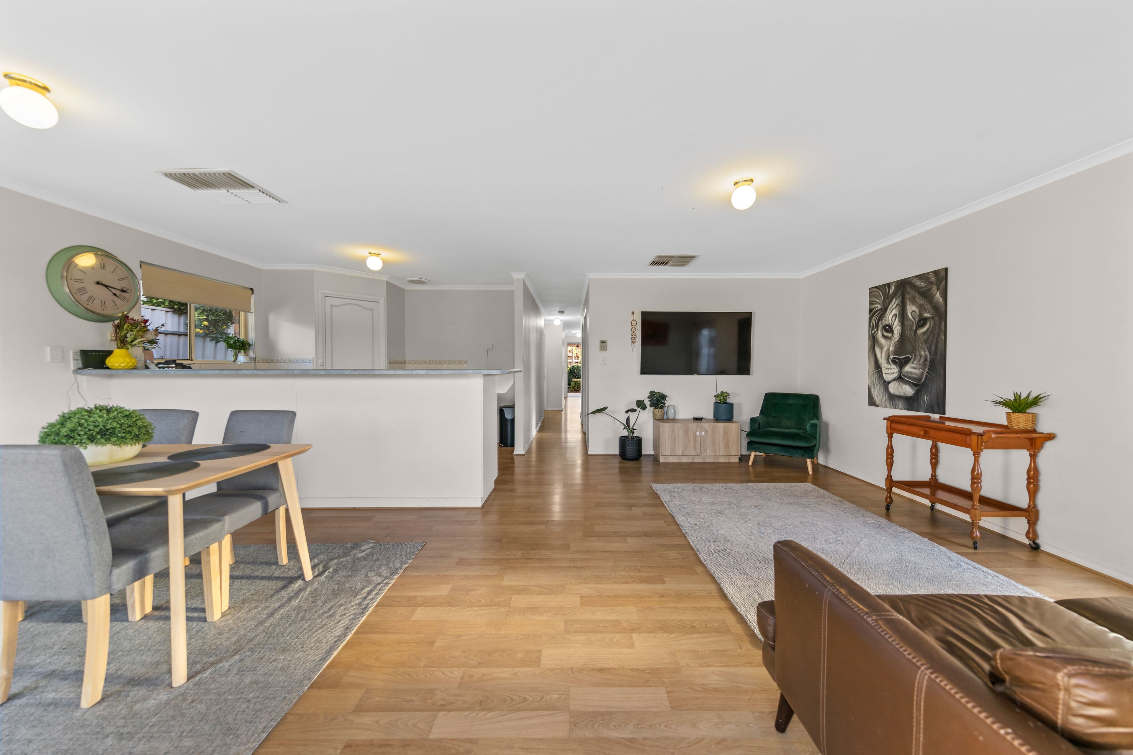 8 Phillip Avenue, Craigmore SA 5114, Craigmore - Thumbnail 5