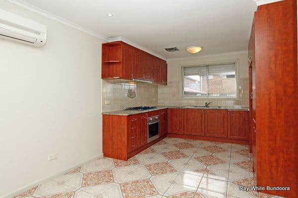 34 Heather Avenue, THOMASTOWN VIC 3074, Thomastown - Thumbnail 2