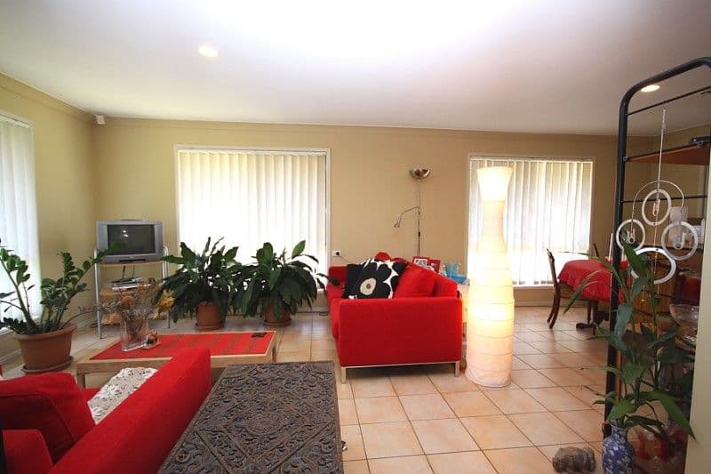 8 Caribou Court, UPPER COOMERA QLD 4209, Upper Coomera - Thumbnail 2