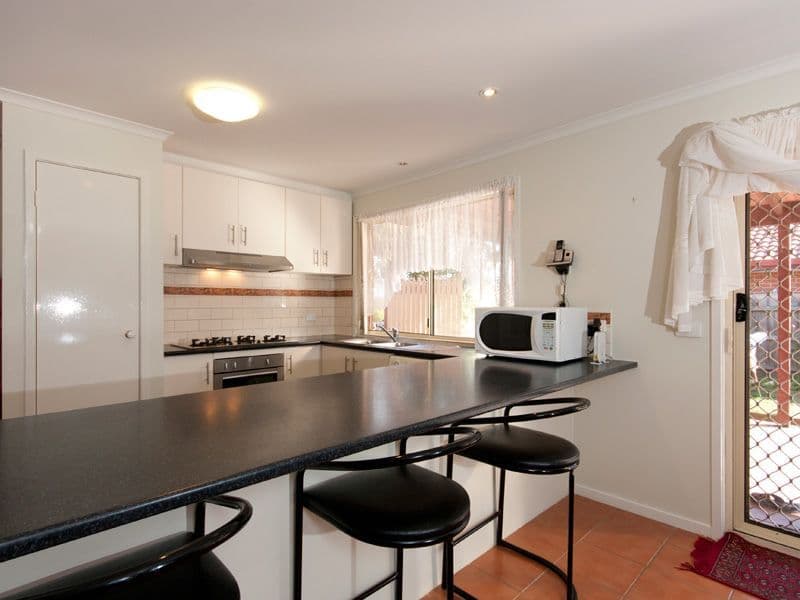 7 Greenlea Grove, HAMPTON PARK VIC 3976, Hampton Park - Thumbnail 3