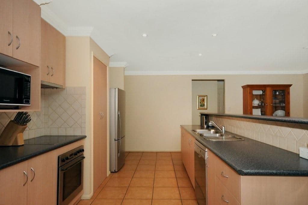 3 Maggie Court, MIDDLE RIDGE QLD 4350, Middle Ridge - Thumbnail 3