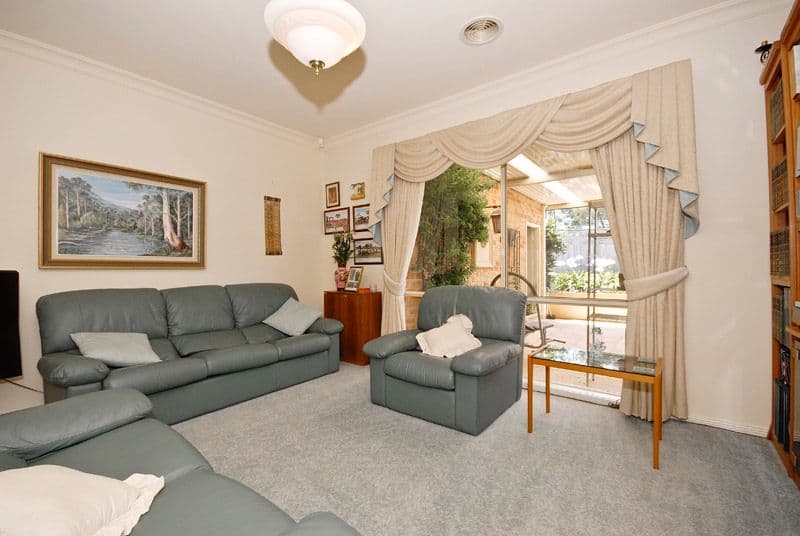 22 Kingsburgh Lane, LILYDALE VIC 3140, Lilydale - Thumbnail 2