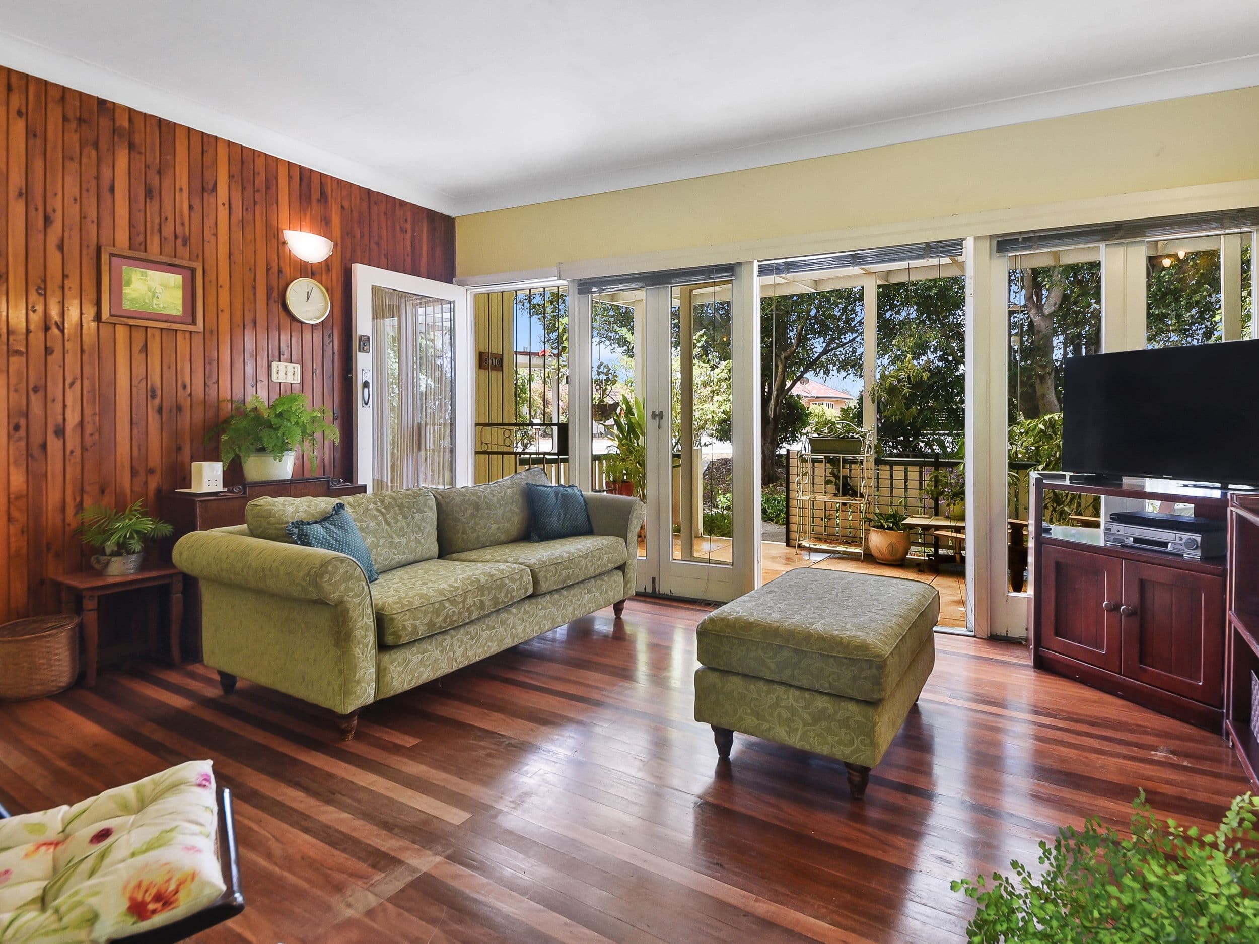 618 Stafford Road, Stafford QLD 4053, Stafford - Thumbnail 2
