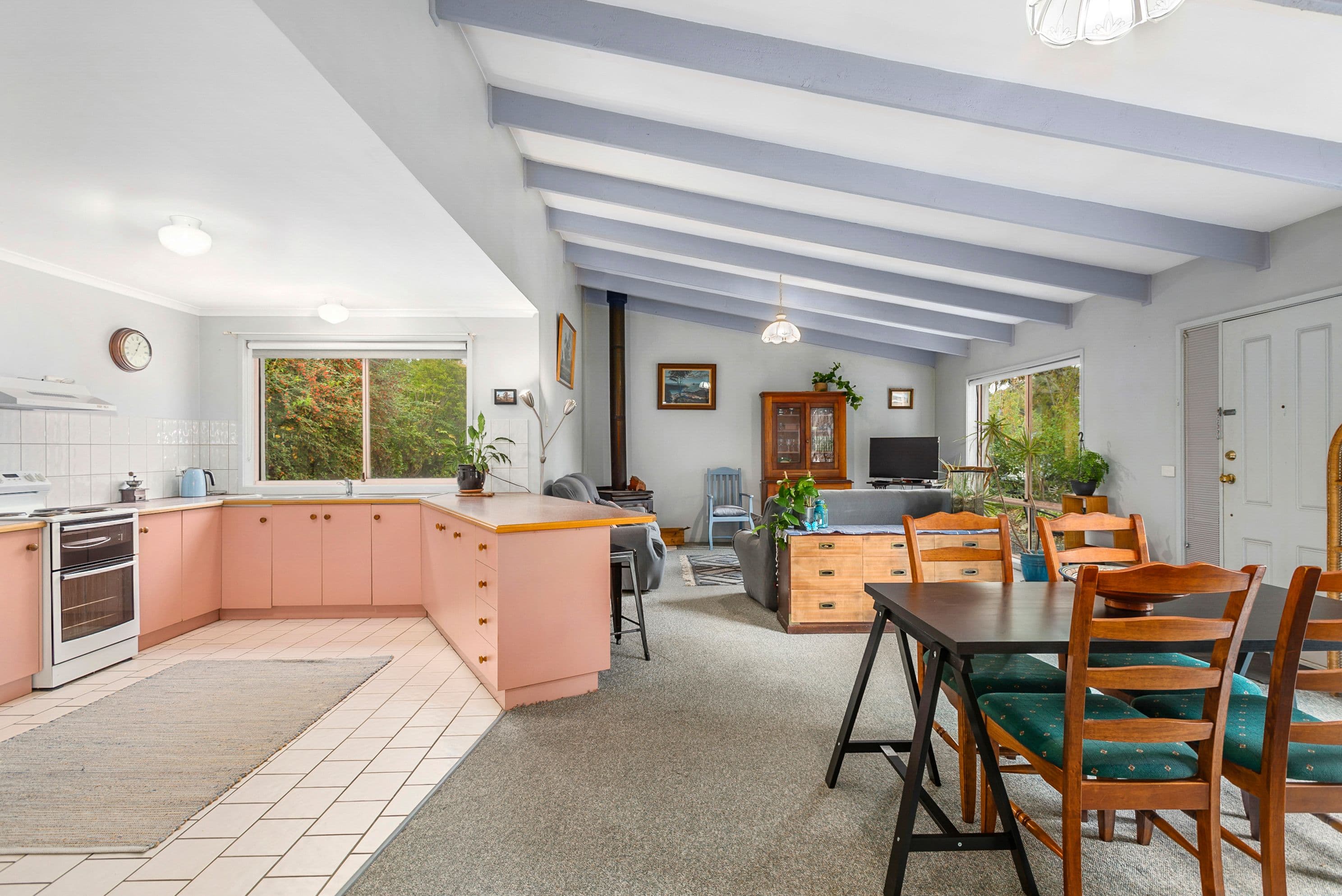 11 Barbara Street, Woodend VIC 3442, Woodend - Thumbnail 7