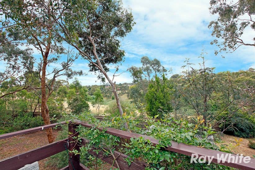 6 Paraweena Court, Greensborough VIC 3088, Greensborough - Thumbnail 6