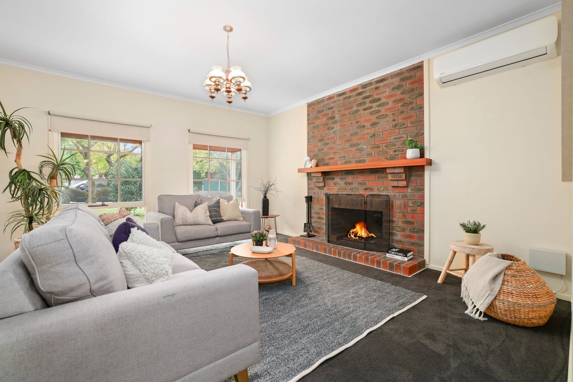 39 Howell Drive, Berwick VIC 3806, Berwick - Thumbnail 2