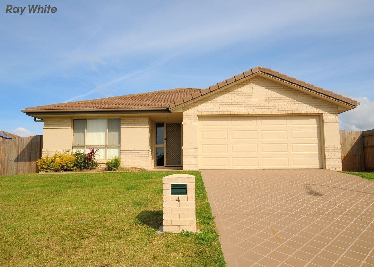 4 Beagle Avenue, NIKENBAH QLD 4655, Nikenbah - Image 1