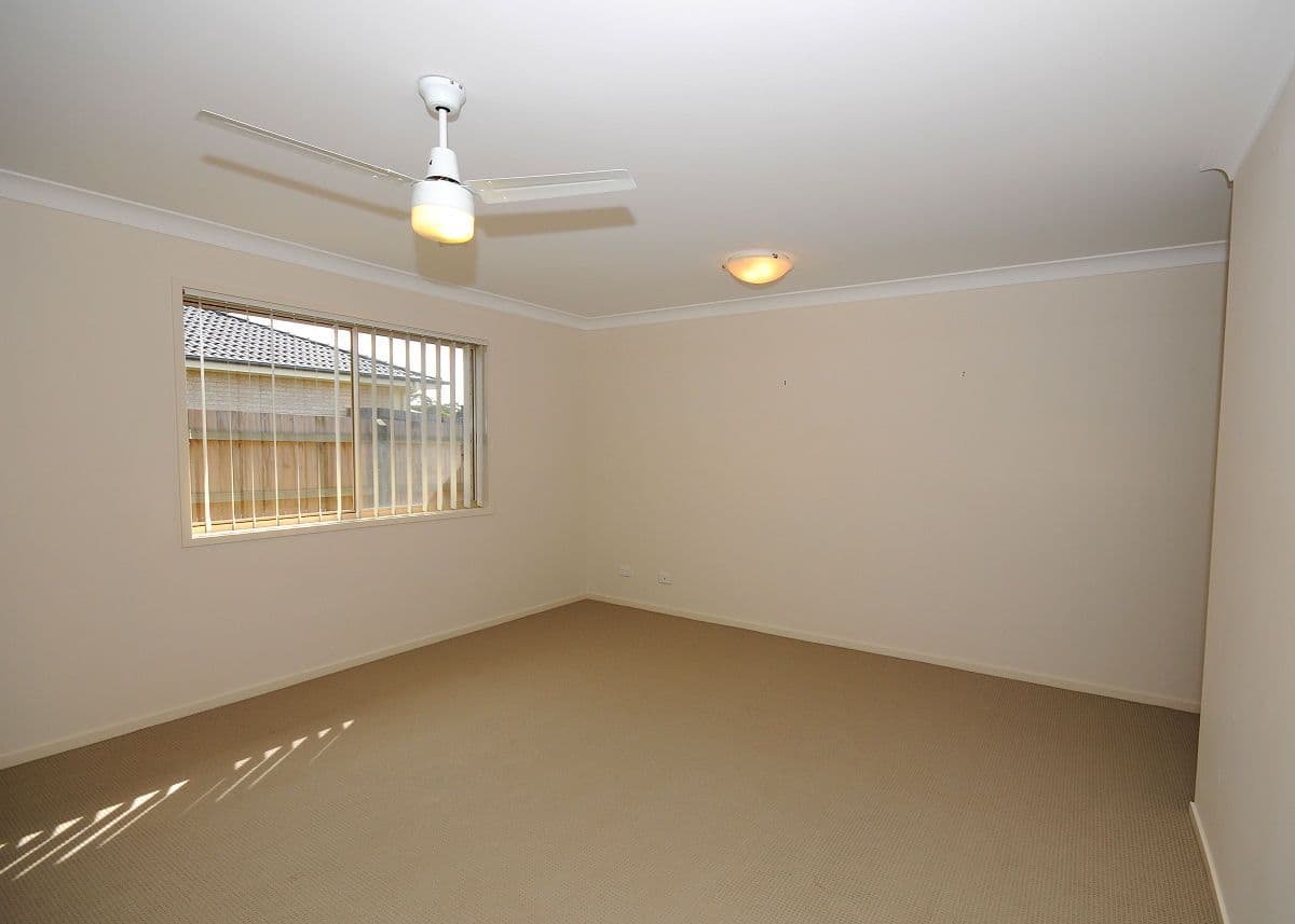 4 Beagle Avenue, NIKENBAH QLD 4655, Nikenbah - Thumbnail 5