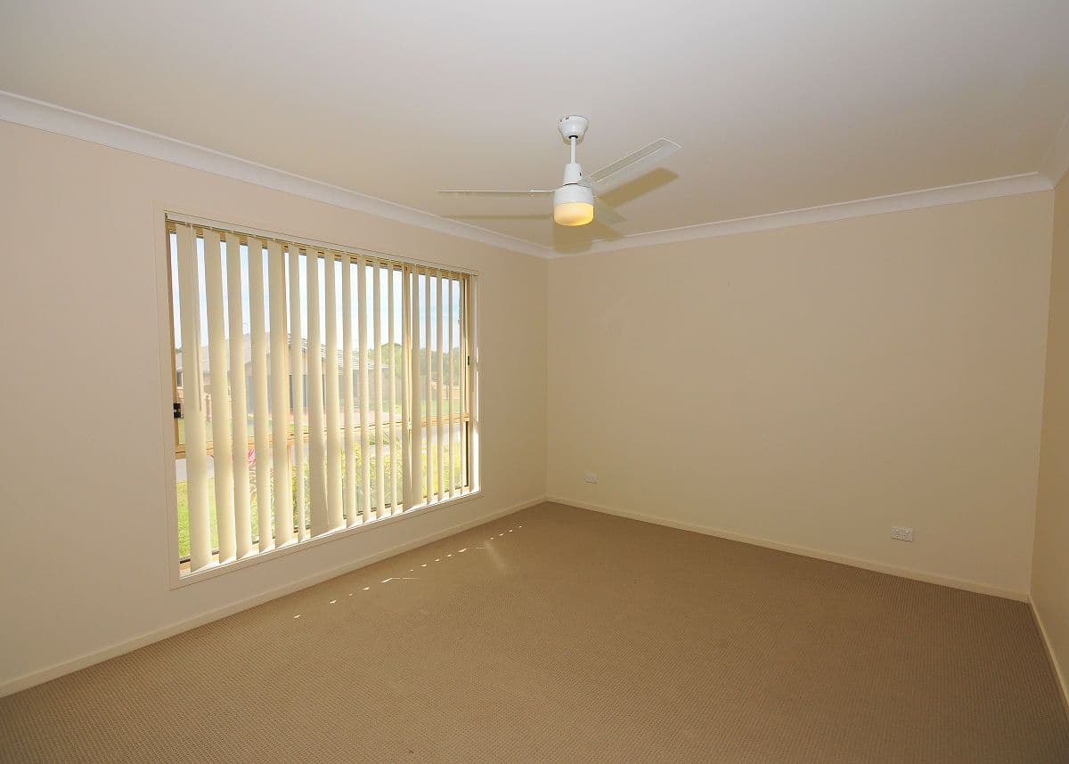 4 Beagle Avenue, NIKENBAH QLD 4655, Nikenbah - Thumbnail 7