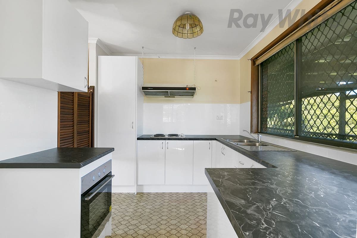 124 Warrigal Road, Runcorn QLD 4113, Runcorn - Thumbnail 3