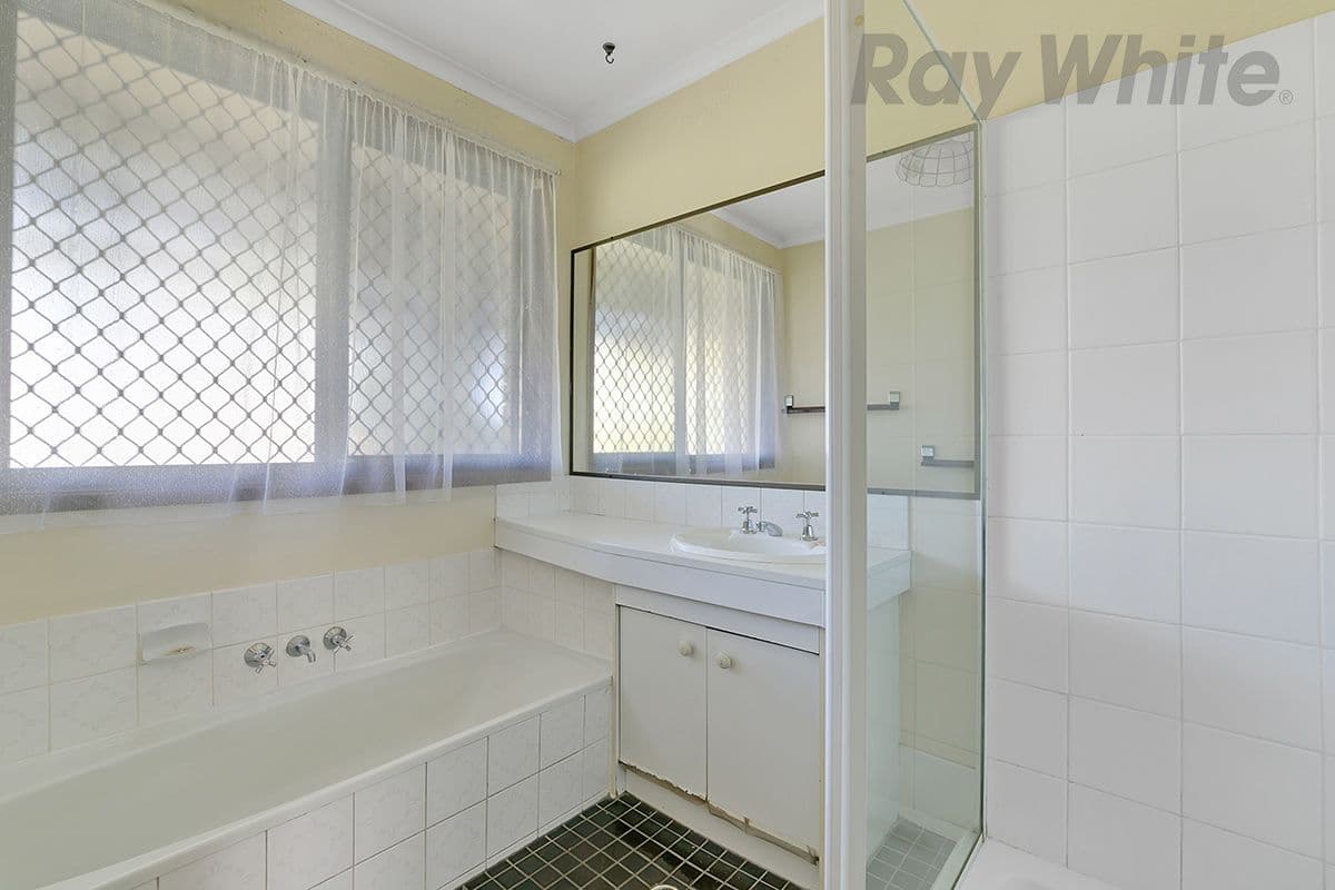 124 Warrigal Road, Runcorn QLD 4113, Runcorn - Thumbnail 7