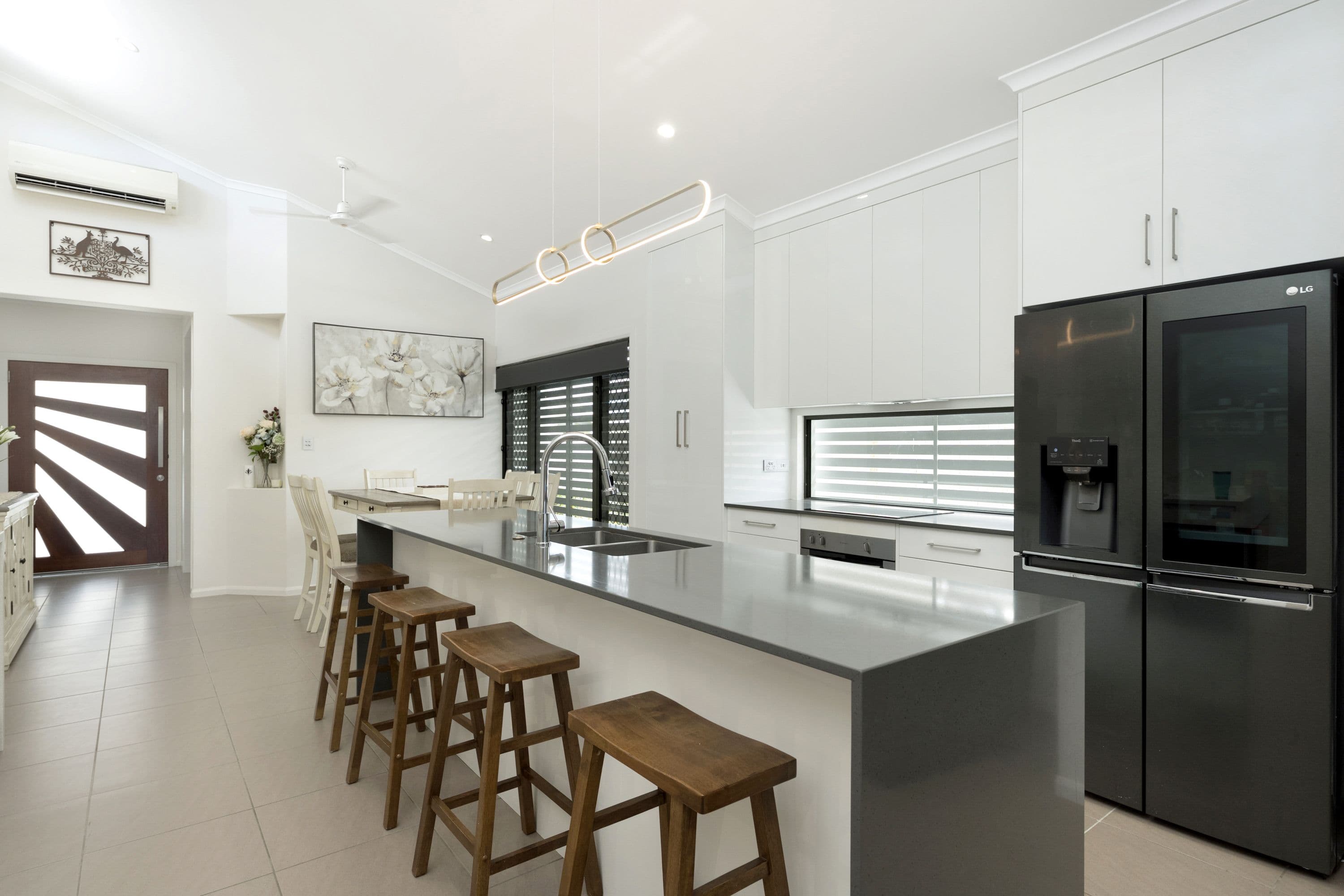 37 Solana Circuit, Burdell QLD 4818, Burdell - Thumbnail 2
