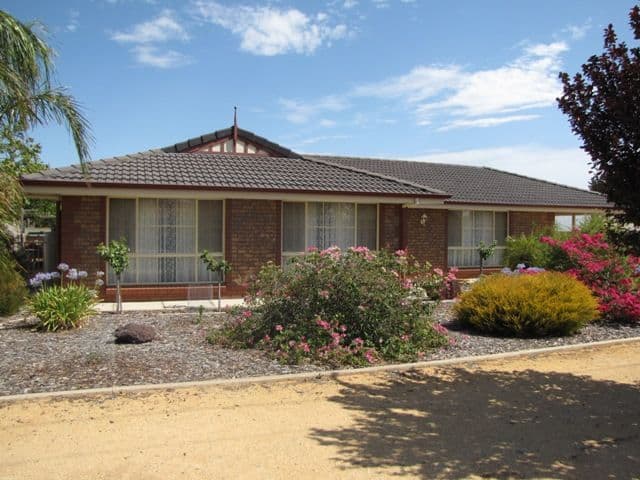 32 First Street, LOXTON SA 5333, Loxton - Image 1