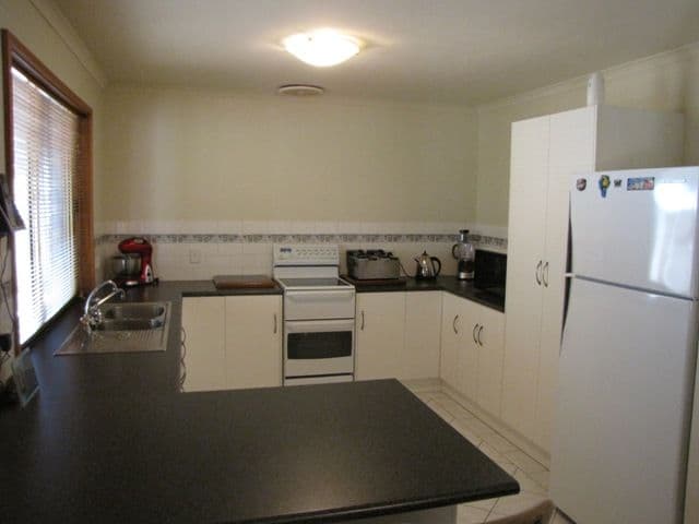 32 First Street, LOXTON SA 5333, Loxton - Thumbnail 2