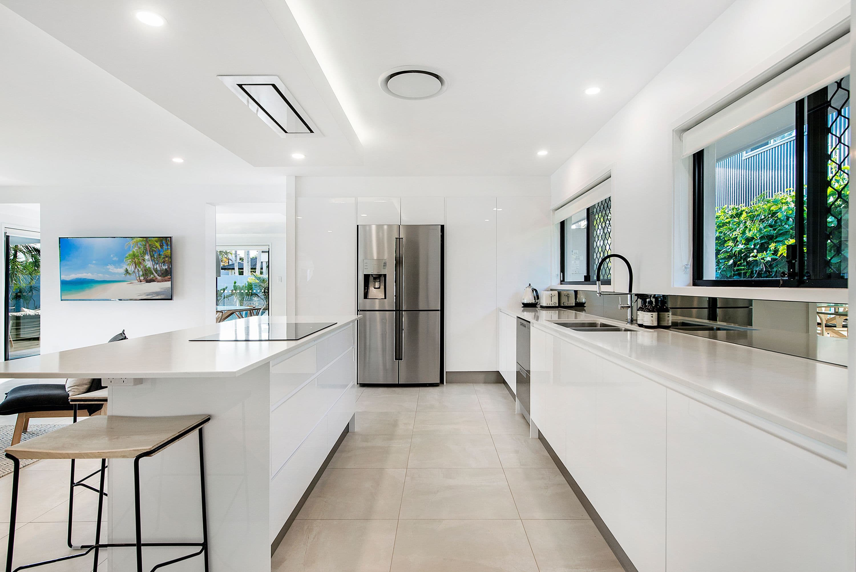 20 Sonder Street, Broadbeach Waters QLD 4218, Broadbeach Waters - Image 1