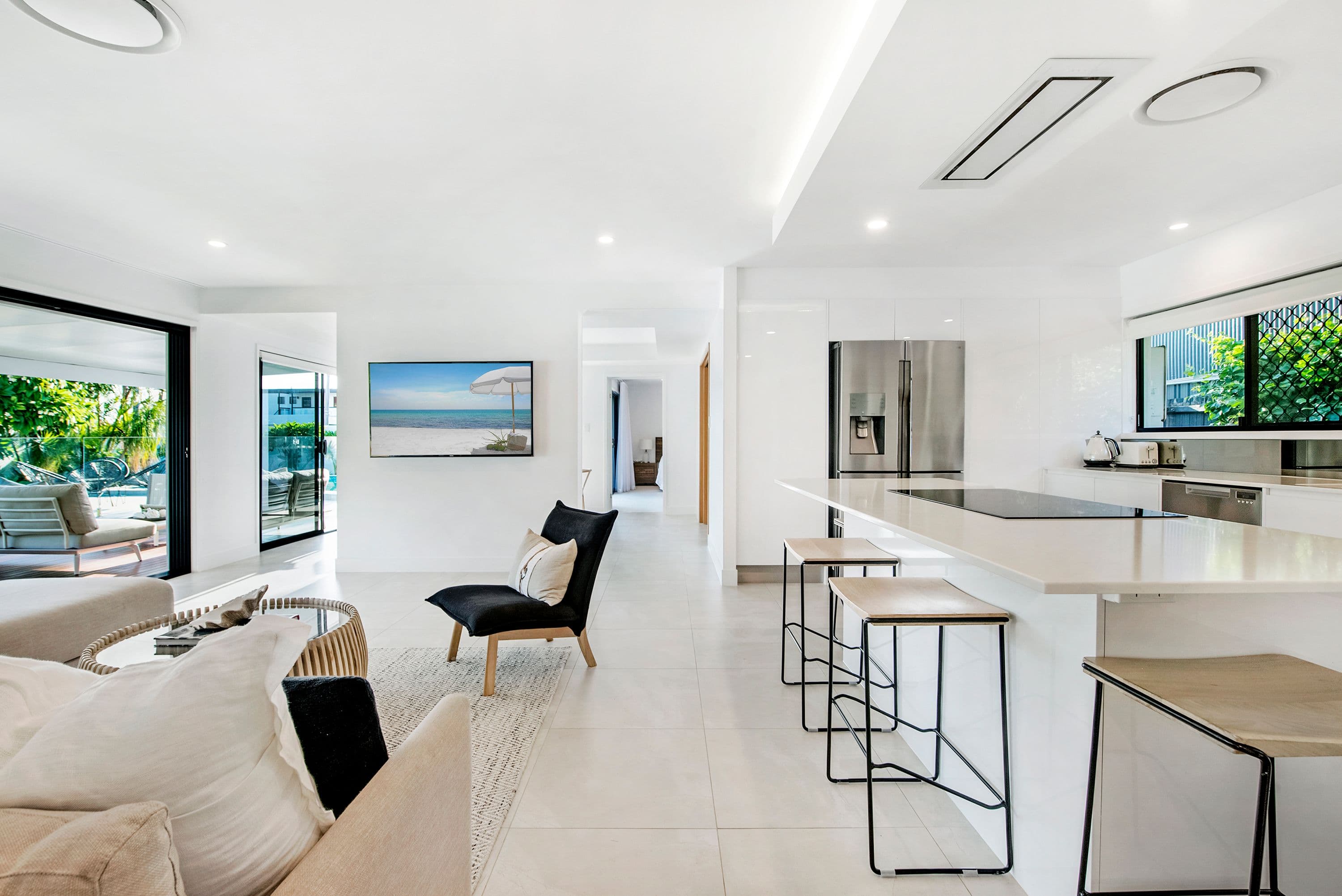 20 Sonder Street, Broadbeach Waters QLD 4218, Broadbeach Waters - Thumbnail 2