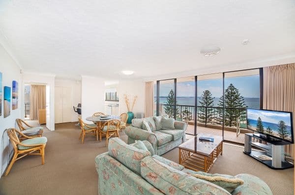 190 Marine Parade 'Columbia', RAINBOW BAY QLD 4225, Rainbow Bay - Thumbnail 2